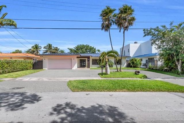2025 Arch Creek Drive, North Miami, FL 33181