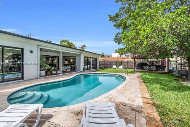 2025 Arch Creek Drive, North Miami, FL 33181