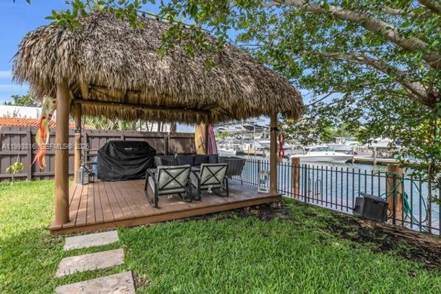 2025 Arch Creek Drive, North Miami, FL 33181
