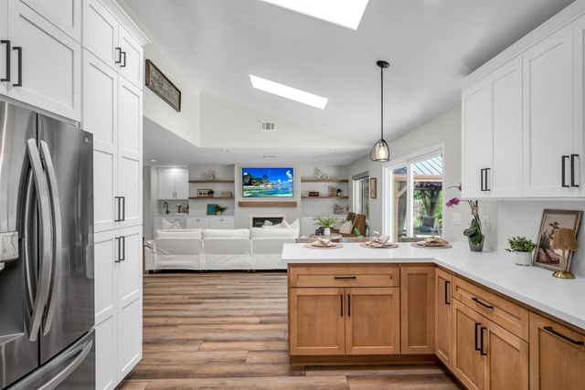 4024 Cayente Way, Sacramento, CA 95864