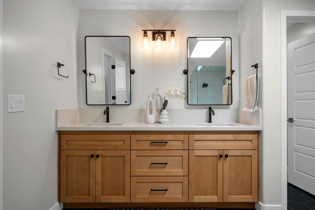 4024 Cayente Way, Sacramento, CA 95864