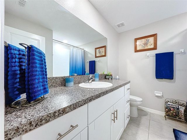 197 RAIN BERRY AVENUE, Ruskin, FL 33570