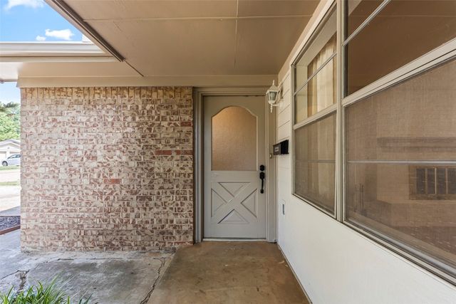 3212 S Rankin Street, Edmond, OK 73034