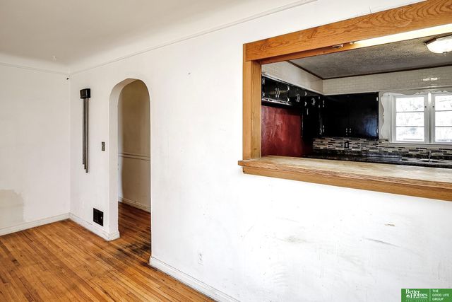 6120 Manderson Street, Omaha, NE 68104