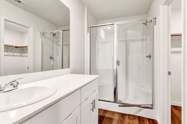 419 E Hull Street, Denison, TX 75021