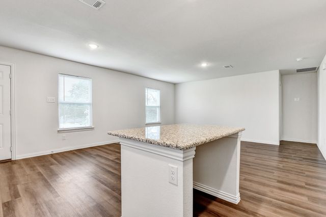419 E Hull Street, Denison, TX 75021