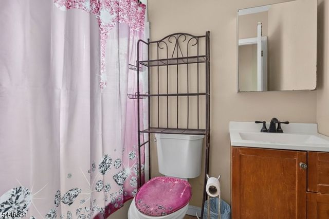 110 Elm St, West Orange Twp., NJ 07052