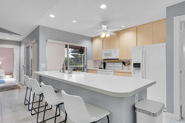 1228 NW Sun Terrace Circle B, Port St. Lucie, FL 34986
