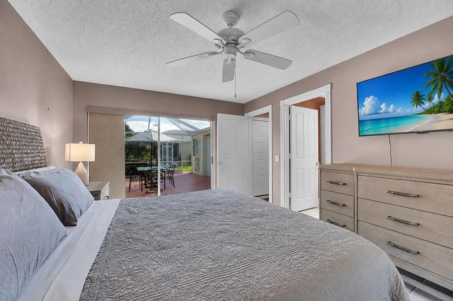 1228 NW Sun Terrace Circle B, Port St. Lucie, FL 34986