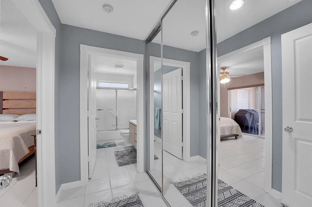1228 NW Sun Terrace Circle B, Port St. Lucie, FL 34986