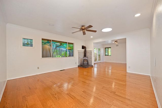 3582 Bell Rd, Auburn, CA 95603