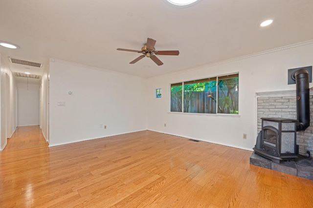 3582 Bell Rd, Auburn, CA 95603