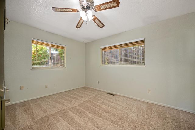 3582 Bell Rd, Auburn, CA 95603