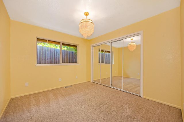 3582 Bell Rd, Auburn, CA 95603