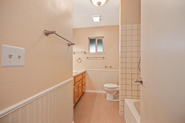 3582 Bell Rd, Auburn, CA 95603