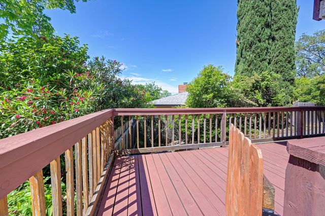 3582 Bell Rd, Auburn, CA 95603