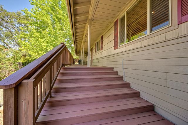 3582 Bell Rd, Auburn, CA 95603