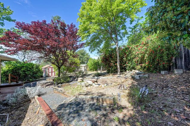 3582 Bell Rd, Auburn, CA 95603