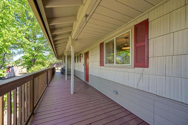 3582 Bell Rd, Auburn, CA 95603