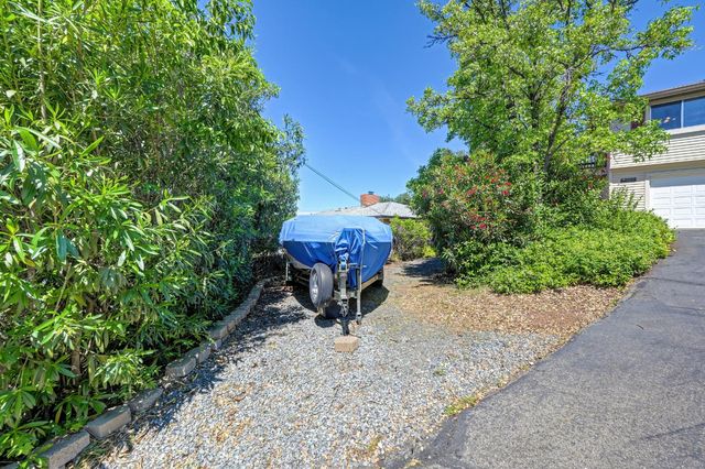 3582 Bell Rd, Auburn, CA 95603