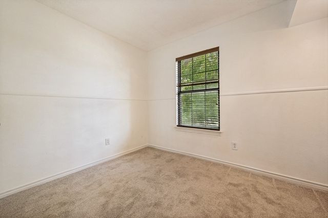 3828 Clover Hill Lane, Carrollton, TX 75007