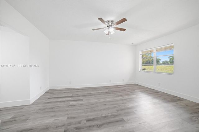 5201 Yellow Pine Ln, Tamarac, FL 33319