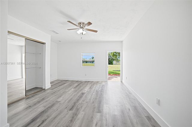 5201 Yellow Pine Ln, Tamarac, FL 33319