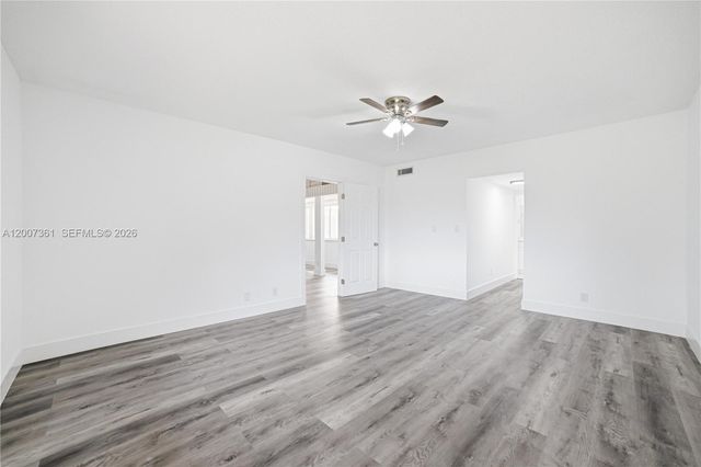 5201 Yellow Pine Ln, Tamarac, FL 33319