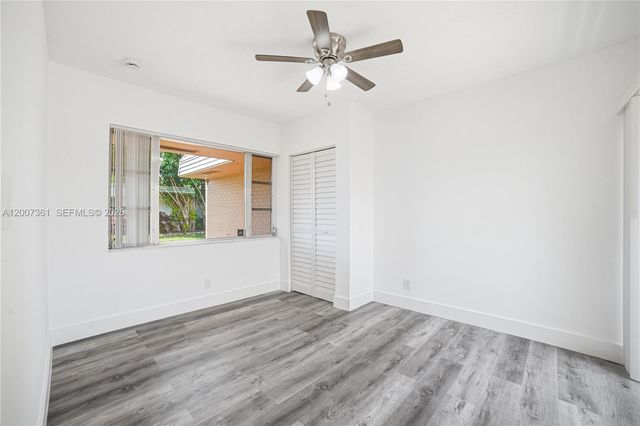 5201 Yellow Pine Ln, Tamarac, FL 33319