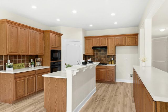 311 Rio Grande LOOP, Georgetown, TX 78633
