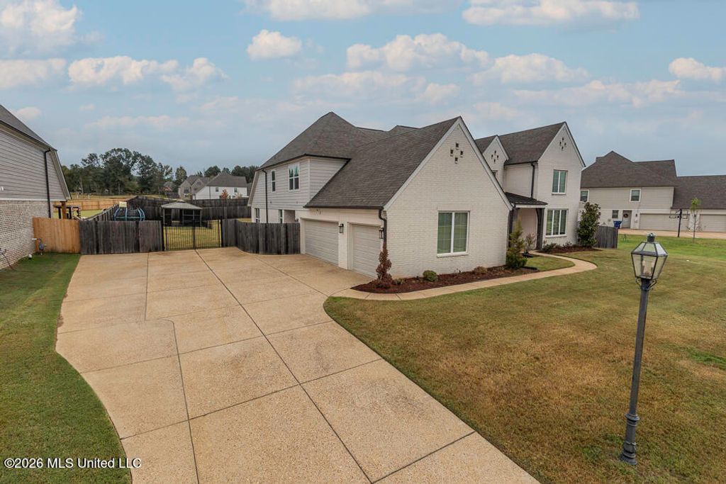13764 River Grove Lane, Olive Branch, MS 38654 — photo 2