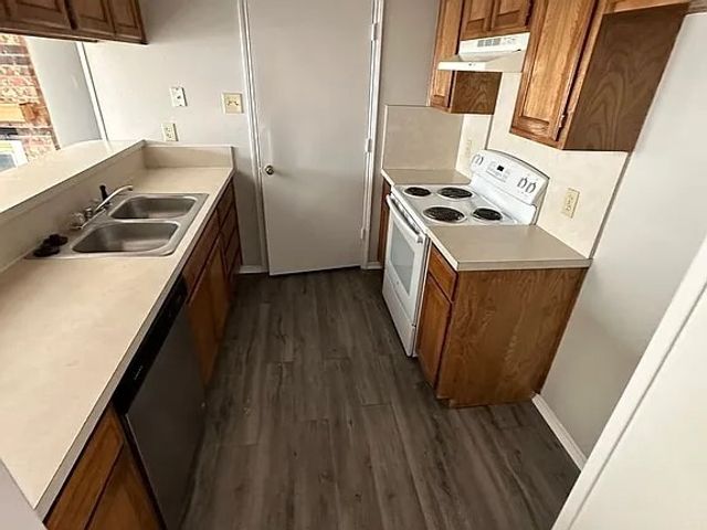 5116 Trail Dust Lane, Arlington, TX 76017