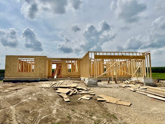 1927 PARKSIDE Drive, Sycamore, IL 60178