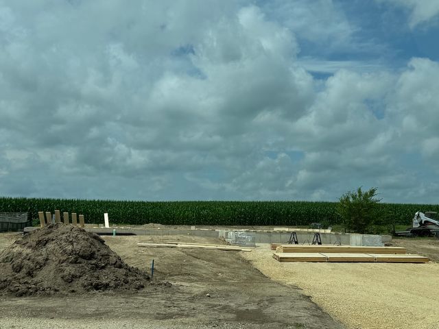 1927 PARKSIDE Drive, Sycamore, IL 60178