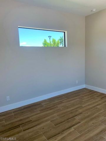 5573 Laguna Caribe CIR, Fort Myers, FL 33905
