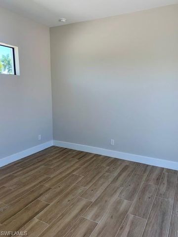 5573 Laguna Caribe CIR, Fort Myers, FL 33905