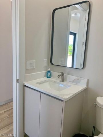 5573 Laguna Caribe CIR, Fort Myers, FL 33905