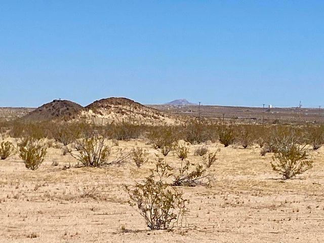112 Amboy Road, 29 Palms, CA 92277