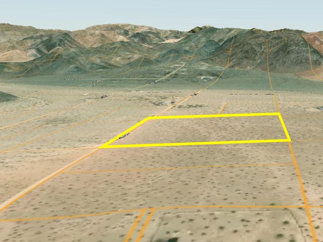 112 Amboy Road, 29 Palms, CA 92277