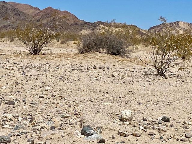 112 Amboy Road, 29 Palms, CA 92277