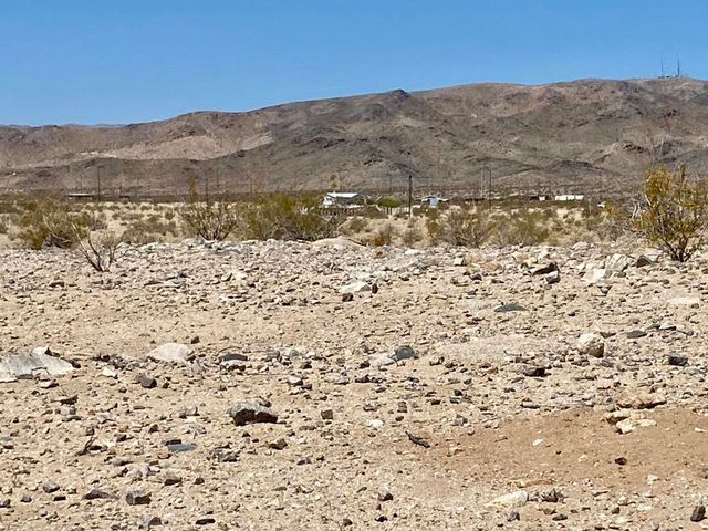 112 Amboy Road, 29 Palms, CA 92277