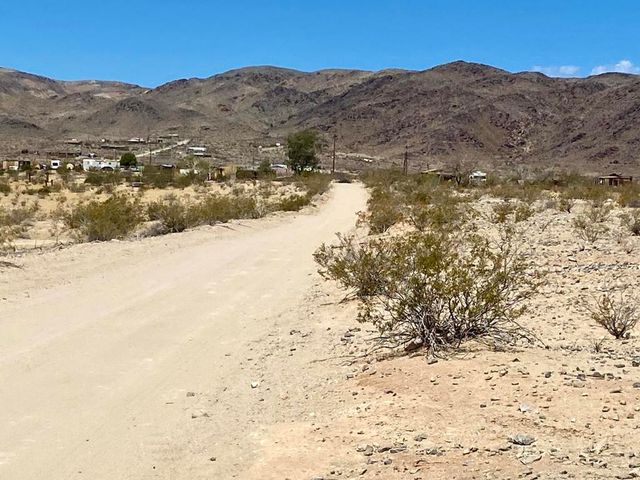 112 Amboy Road, 29 Palms, CA 92277