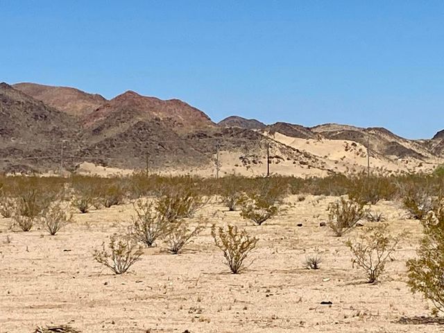 112 Amboy Road, 29 Palms, CA 92277