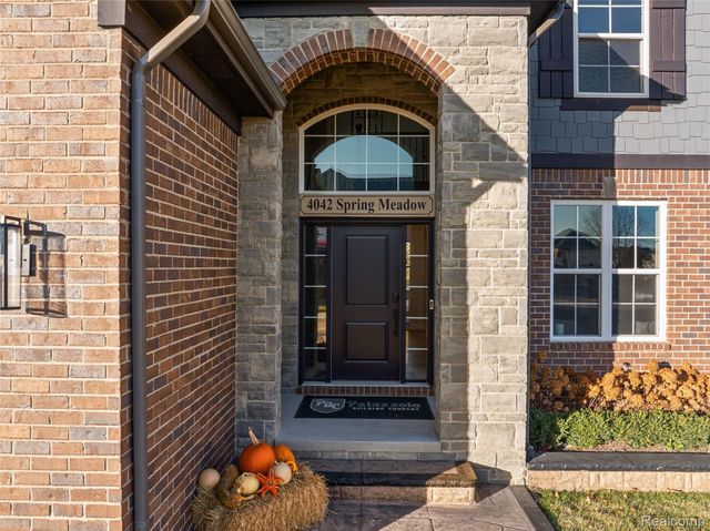 26644 Hidden Ridge Drive, Chesterfield Township, MI 48051