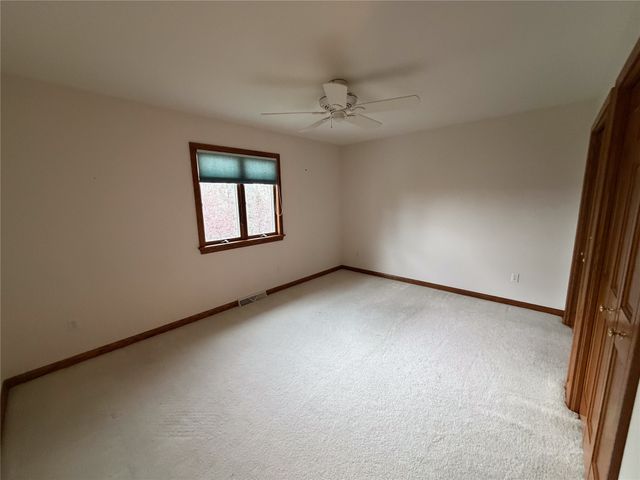 5209 ANNENDALE Drive, Erie, PA 16506
