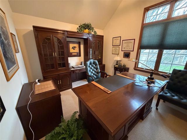 5209 ANNENDALE Drive, Erie, PA 16506