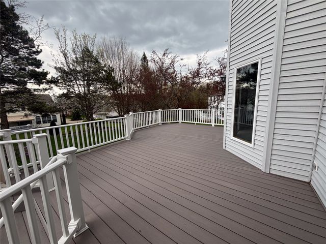 5209 ANNENDALE Drive, Erie, PA 16506