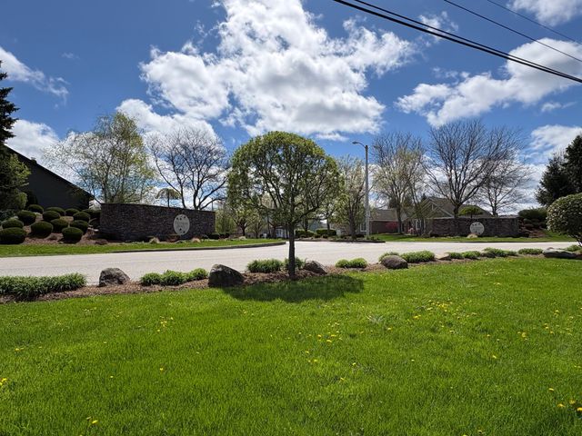 5209 ANNENDALE Drive, Erie, PA 16506