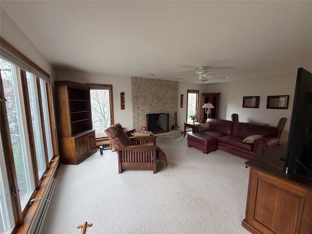 5209 ANNENDALE Drive, Erie, PA 16506