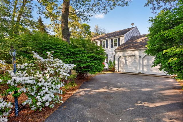 45 Eastview Terrace, Marstons Mills, MA 02648